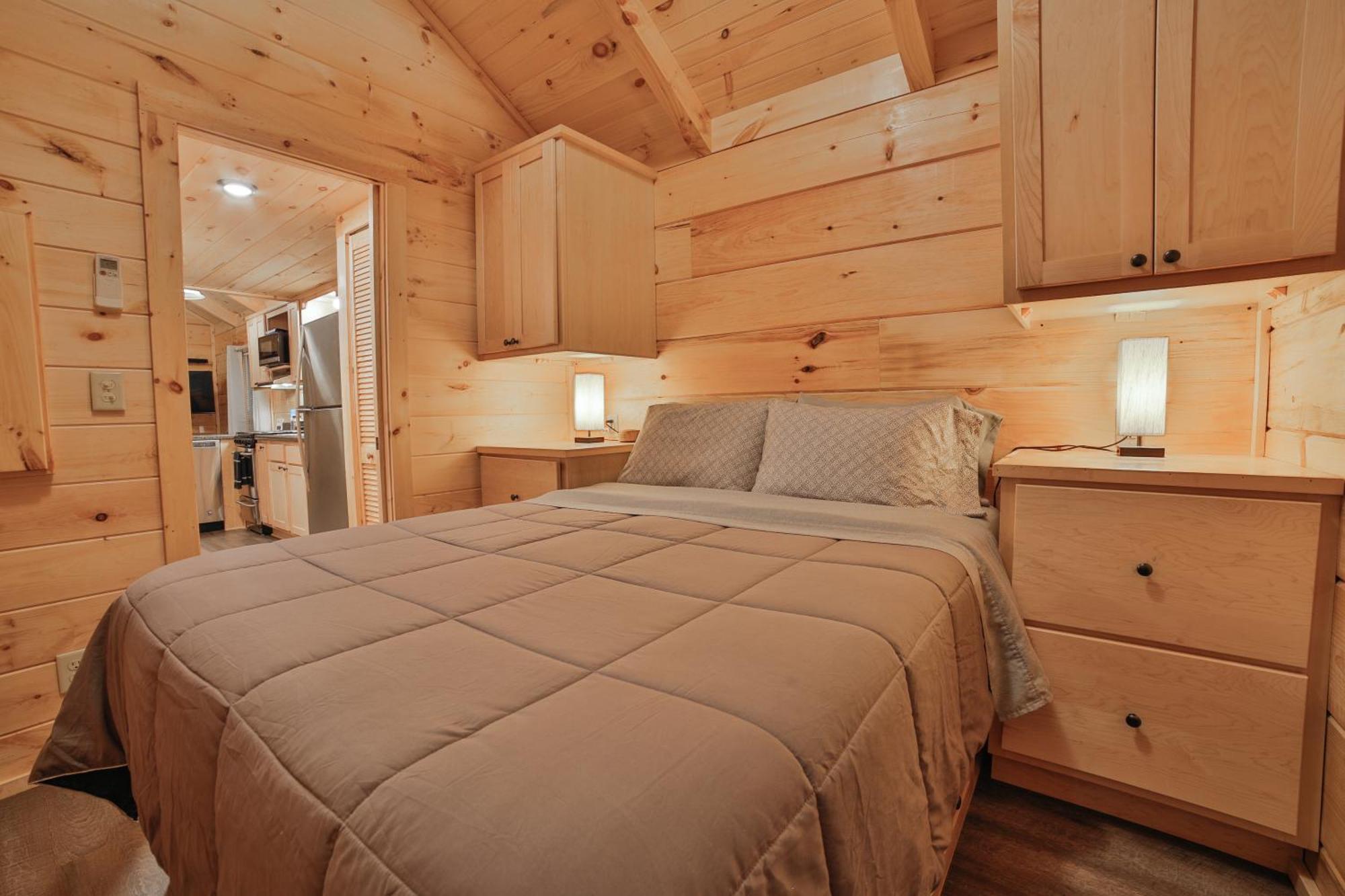 River Cabin Hot Tub & Swim Spa Near Downtown 查塔努加 外观 照片