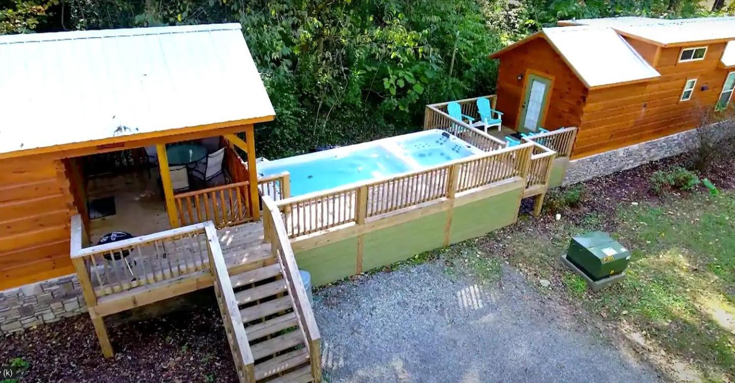 River Cabin Hot Tub & Swim Spa Near Downtown 查塔努加 外观 照片