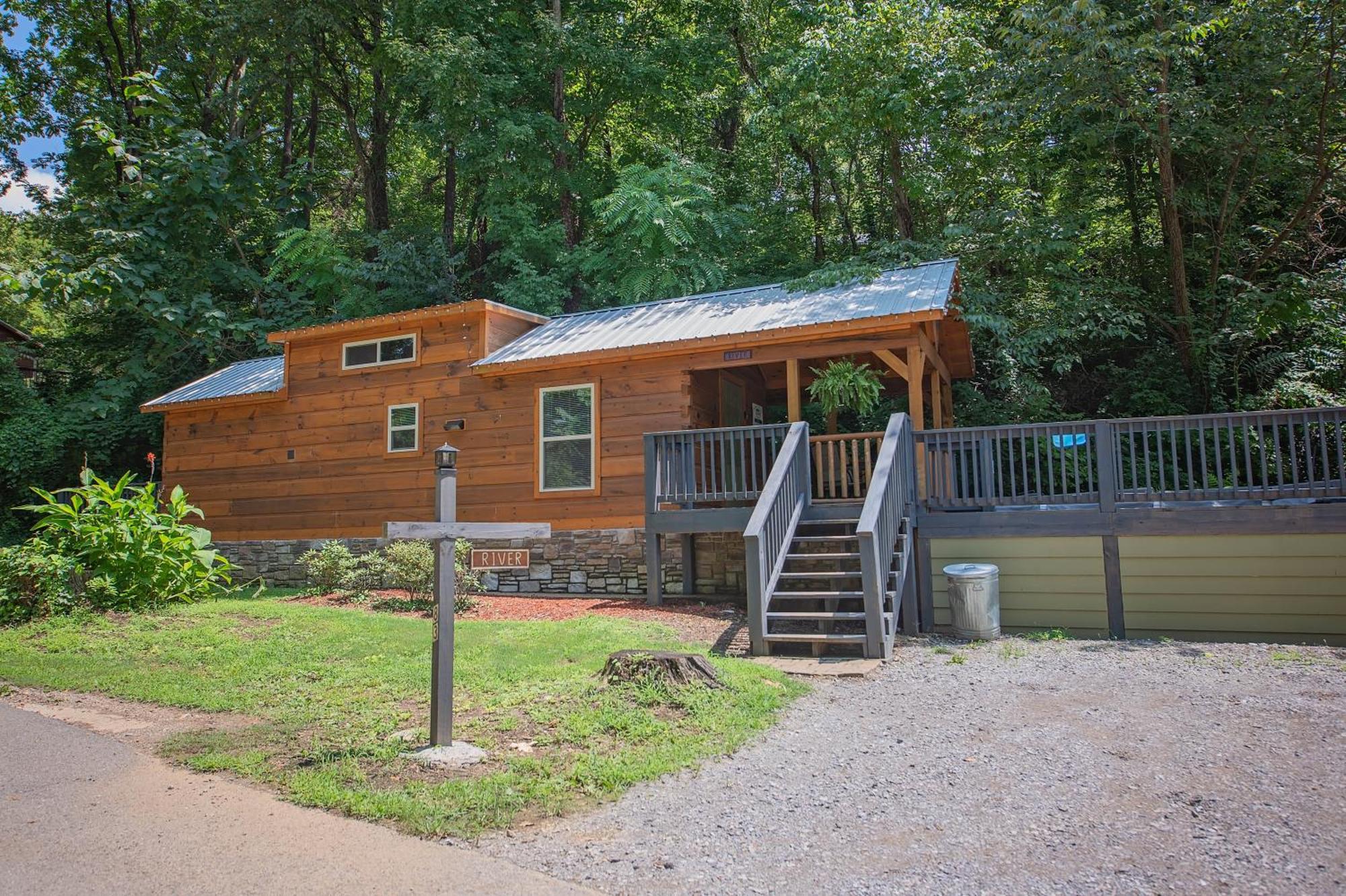 River Cabin Hot Tub & Swim Spa Near Downtown 查塔努加 外观 照片